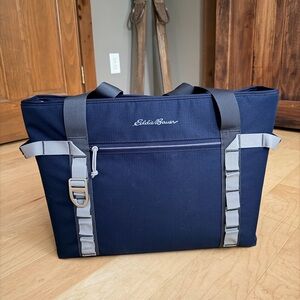 NEW-Eddie Bauer Max Cool Tote Cooler with Picnic Blanket